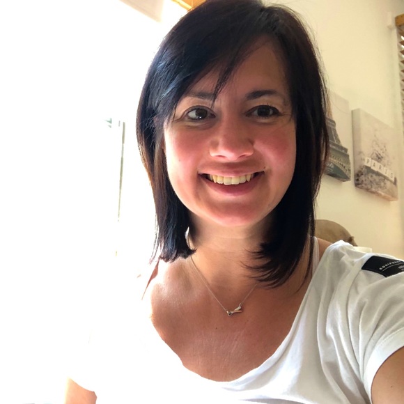 Meet your Posher, Magali - Picture 1 of 1